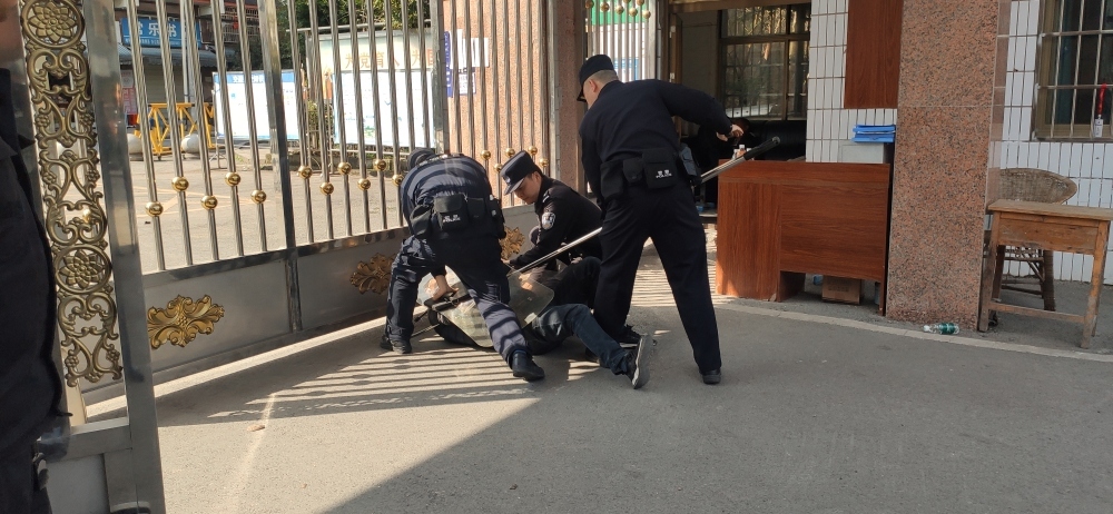 上传图片